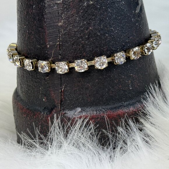 Vintage Prong Set Rhinestone Bracelet 6.75" - Picture 4 of 7